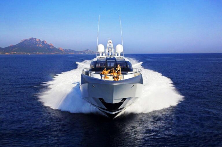 motor yacht for sale dubai